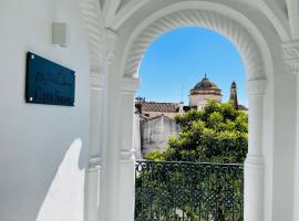 Casa Soure Suites and Apartments, hostal o pensión en Évora