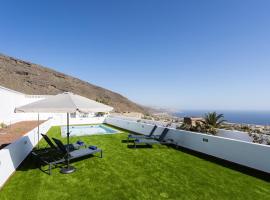 Casa Paraiso with pool and sea view, chata v destinaci Candelaria