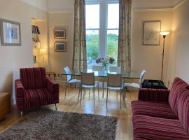 Glasgow 2 Bed Apartment close to the west end, hotel in Whiteinch