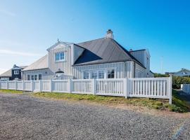 6 person holiday home in Ringk bing, íbúð í Ringkøbing