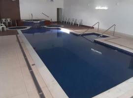 Flat no APART-HOTEL Cavalinho Branco com PISCINA AQUECIDA 1D8, Ferienwohnung mit Hotelservice in Águas de Lindóia