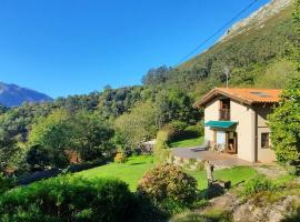 la llosa del valle, hôtel avec parking à Llanes