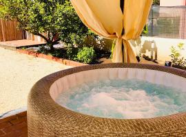 Blu Silence Cottage, holiday home in Augusta