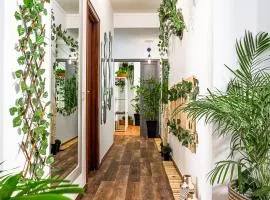 Avenue View Rooms - Guest House