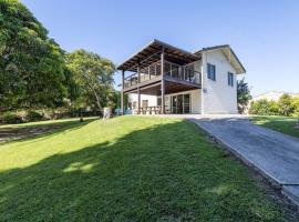 Greenwood House, vacation home in Iluka