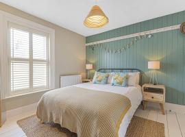 Seagrass Cottage in Southwold, Stunning Property with Views!, Hotel in Southwold