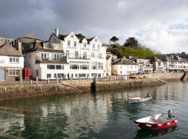 Ship and Castle Hotel, hotell i Saint Mawes