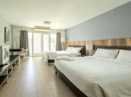 The Studio at Sathorn Terrace