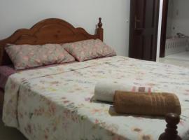 Cosy bedroom near University, מלון באיל-ג'זירה