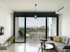 Luxury apartment with Sea View by Airsuite, luxury hotel in Ashdod