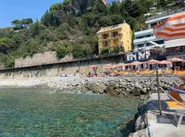 M illumino d immenso - Un risveglio in mare MONEGLIA APARTMENTS