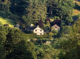 Townfoot Byre, Troutbeck - E.V friendly, hotel with pools in Windermere