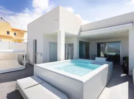 Pool Jacuzzi Home of Tulio