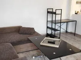 Maison indépendante près de Valenciennes climatisé ,wifi , parking privé