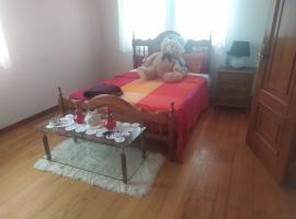 Room in Guest room - Rural house faluche chantada - Double room，昌塔達的飯店