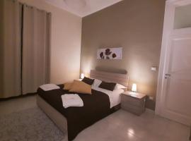 La Maison - Short Rental, ξενοδοχείο στο Καμπομπάσο