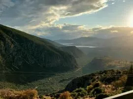 Acropole Delphi City Hotel