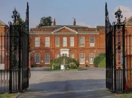 Baylis House Hotel