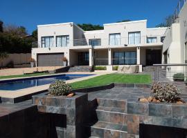Invesure House, holiday home in Johannesburg