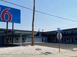 Motel 6 Ridgecrest, CA China Lake
