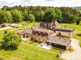 Gapard Total 18, hotel in Issac