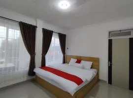 RedDoorz near Rita Super Mall Purwokerto