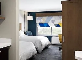 Holiday Inn Express - New Rochelle by IHG