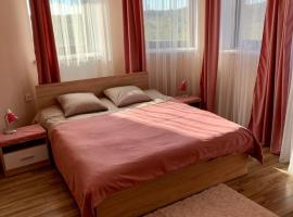 УЗВАР, Hotel in Bobrka