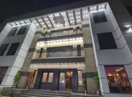 Royaute Luxury Hotel Sialkot