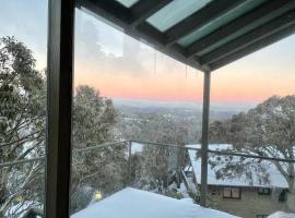 Winterbrook Chalet, cottage in Mount Buller