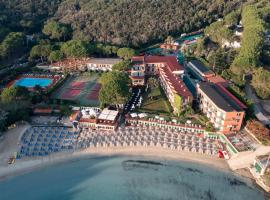 Hotel Desiree, hotel i Procchio