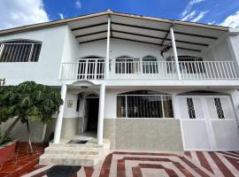 Hermosa y espaciosa casa familiar en Anapoima, villa en Anapoima