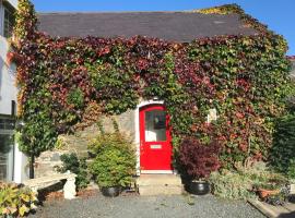 The Byre (Unusual and Different)., apartment in Dromore