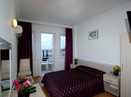 Lara Diamond Hotel, готель біля аеропорту Аеропорт Анталія - AYT, в Анталії