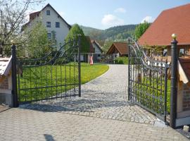 Landhotel Zur Pferdetränke, hótel í Schleid