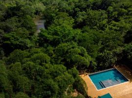 Sweet Songs Jungle Lodge, hotel em San Ignacio