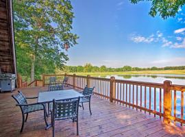 Lakefront A-Frame Cabin with Community Perks, holiday rental in Columbia