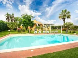 Amazing Home In Scicli With 5 Bedrooms, Wifi And Outdoor Swimming Pool