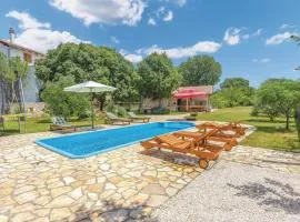 Cozy Home In Sibenik With Sauna