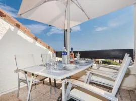 Beautiful Apartment In Le Barcares