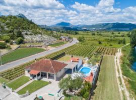 Beautiful Home In Stasevica With Outdoor Swimming Pool，Staševica的飯店