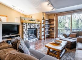 Snowcreek V 963, vacation home in Mammoth Lakes