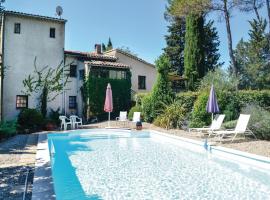 Stunning Apartment In Lorgues With 1 Bedrooms And Outdoor Swimming Pool, three-star hotel in Lorgues