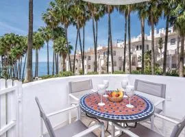 Cozy Apartment In Calahonda