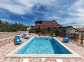 Stunning Home In Valtura With 4 Bedrooms, Wifi And Outdoor Swimming Pool