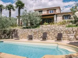 Nice Home In Fayence With 5 Bedrooms, Wifi And Outdoor Swimming Pool