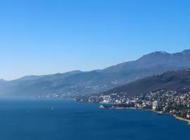 Beautiful Home In Rijeka With Wifi, Private Swimming Pool And Outdoor Swimming Pool