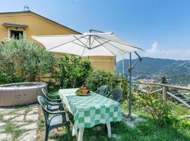 Awesome Home In Moneglia With Kitchen，莫內利亞的小屋