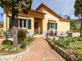 Awesome Home In Camaiore With Kitchen