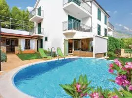 Beautiful Apartment In Ivan Dolac With 2 Bedrooms, Wifi And Outdoor Swimming Pool